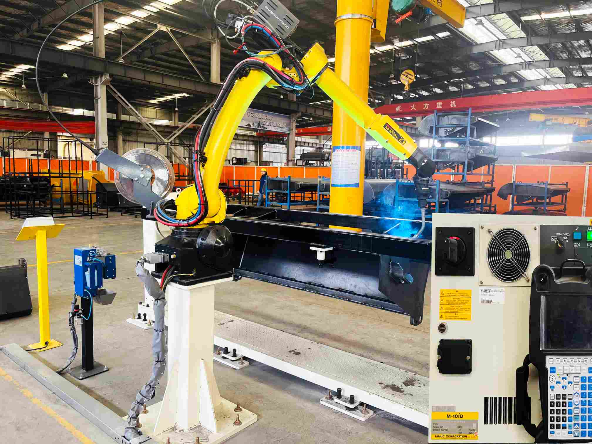 Robotic welding and automated assembly line at HCN factory